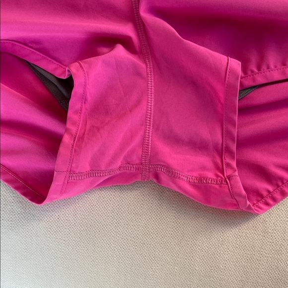 Lululemon Speed Short 4-way Stretch Raspberry Glo Light/Heathered Slate, size 6 - Picture 4 of 8